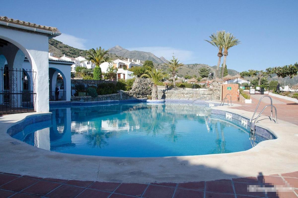 Apartamento Capistrano Village Nerja Εξωτερικό φωτογραφία