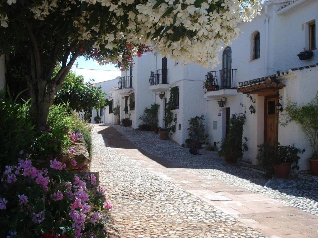 Apartamento Capistrano Village Nerja Εξωτερικό φωτογραφία